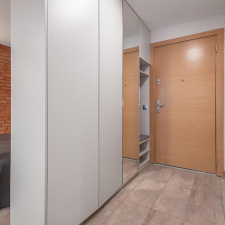 Citystay Waterlane Island Apartment Гданск Екстериор снимка
