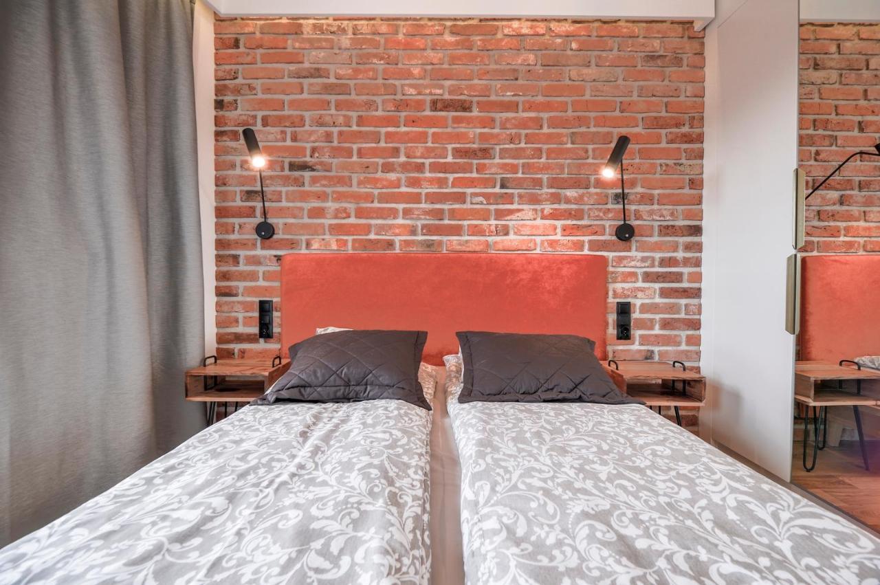 Citystay Waterlane Island Apartment Гданск Екстериор снимка