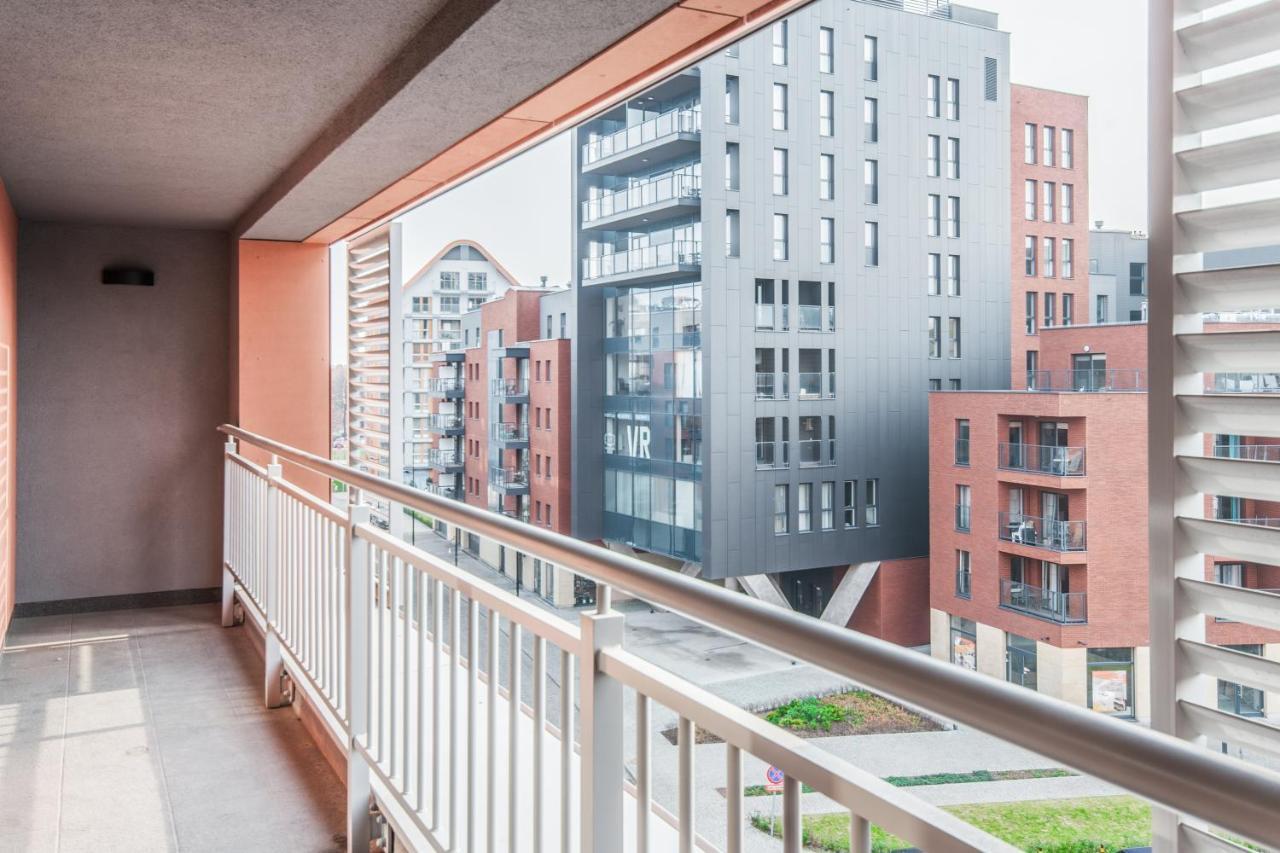Citystay Waterlane Island Apartment Гданск Екстериор снимка